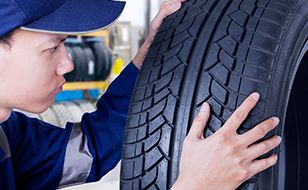 Large-Tyres-s