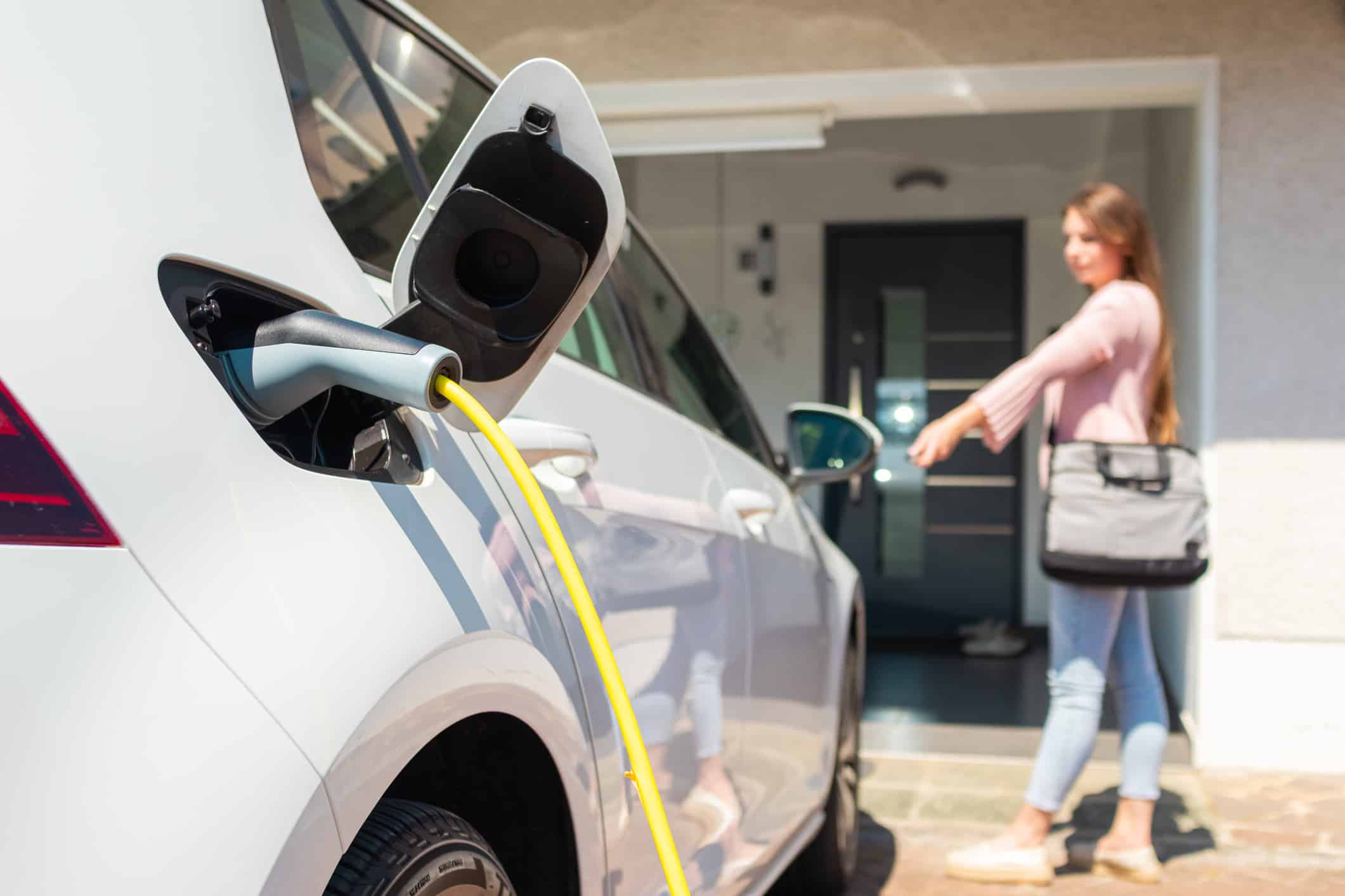 ”theft-electric-car-cable”